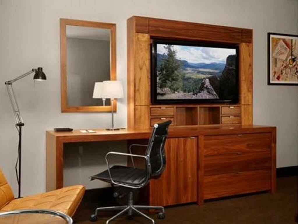 St. Paul Hotel Wooster Extérieur photo